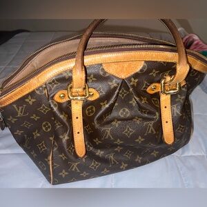 Louis Vuitton Tivoli GM Satchel